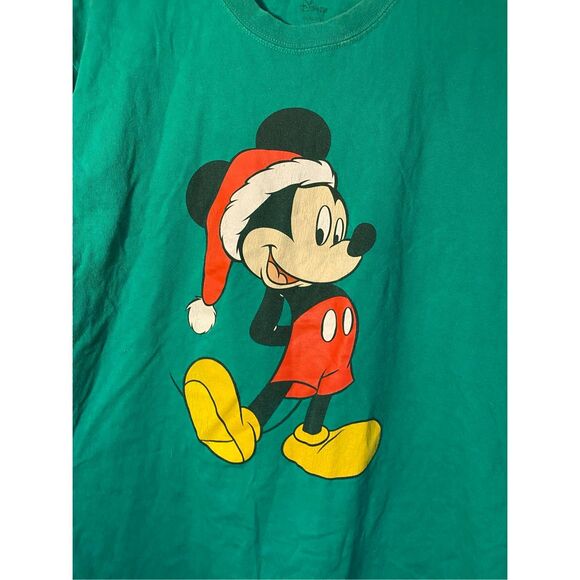 Disney women’s green Santa short sleeve, Mickey Mouse T-shirt, size large - Picture 3 of 4